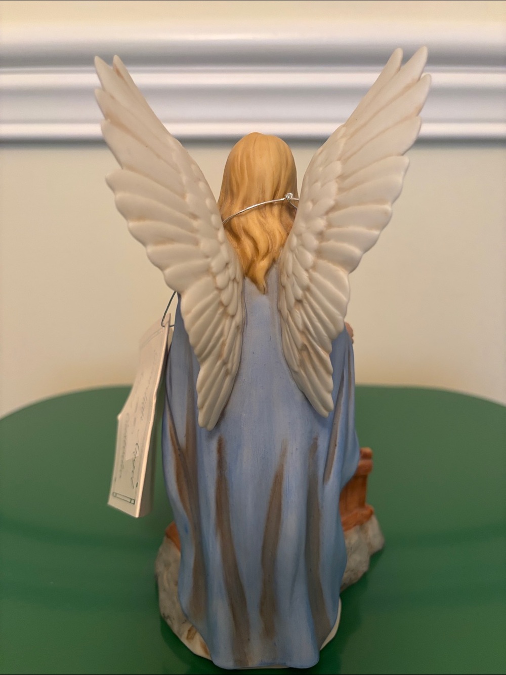 Homco Angel Guardian Figurine in White, Blue, Blonde, Red, Tan - Picture 5 of 6